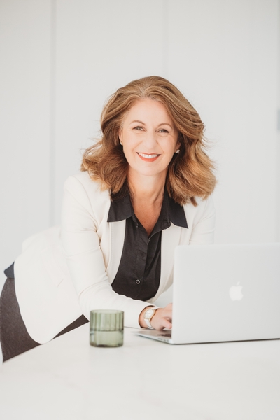 Debbie  | Portfolio