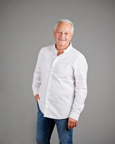 Larry | Portfolio
