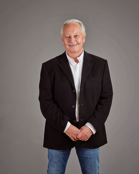 Larry | Portfolio